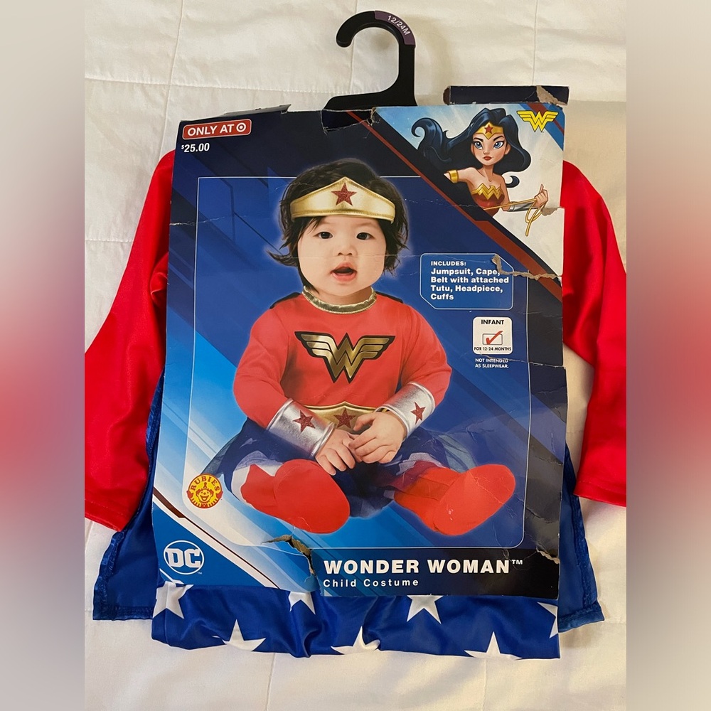 NWT DC Comics Baby Wonder Woman Costume Size 12-24 Months